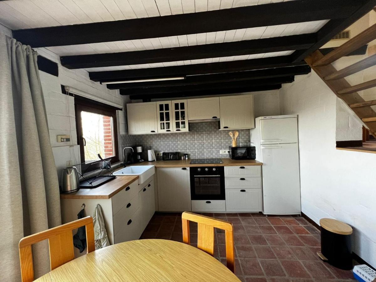 La Cabane D'Helie - Cottage En Pleine Foret - Domaine Du Bonsoy Hastiere-par-dela Εξωτερικό φωτογραφία