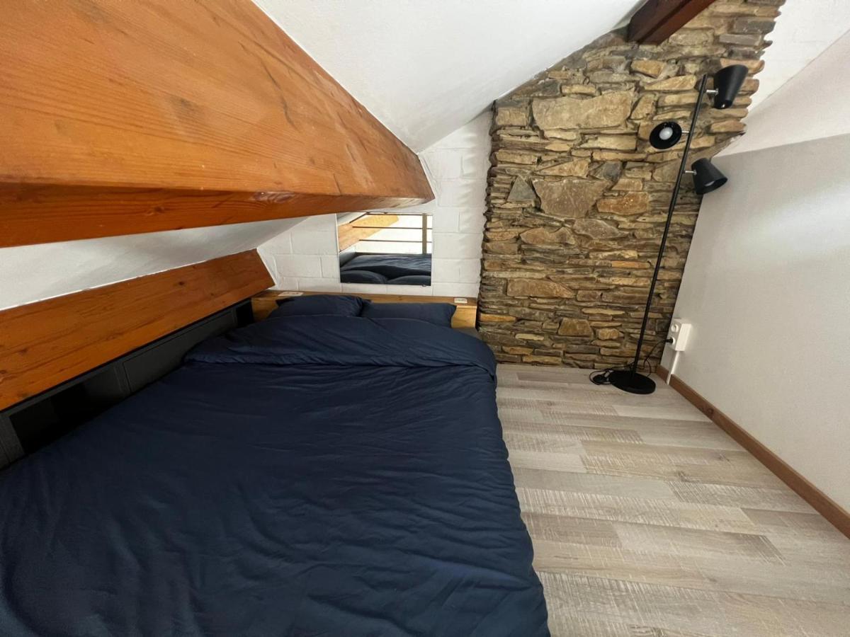 La Cabane D'Helie - Cottage En Pleine Foret - Domaine Du Bonsoy Hastiere-par-dela Εξωτερικό φωτογραφία